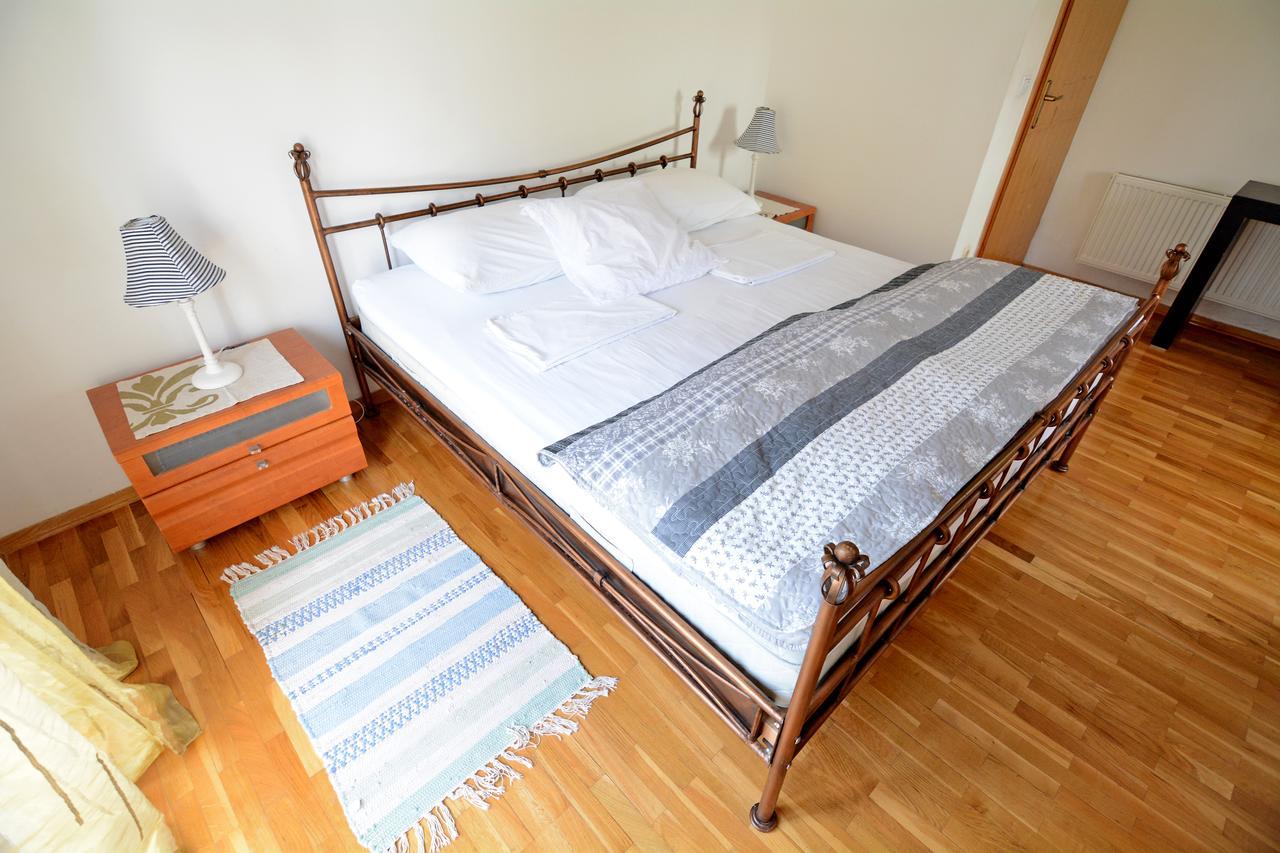 Apartments And Rooms Trsje 자그레브 외부 사진
