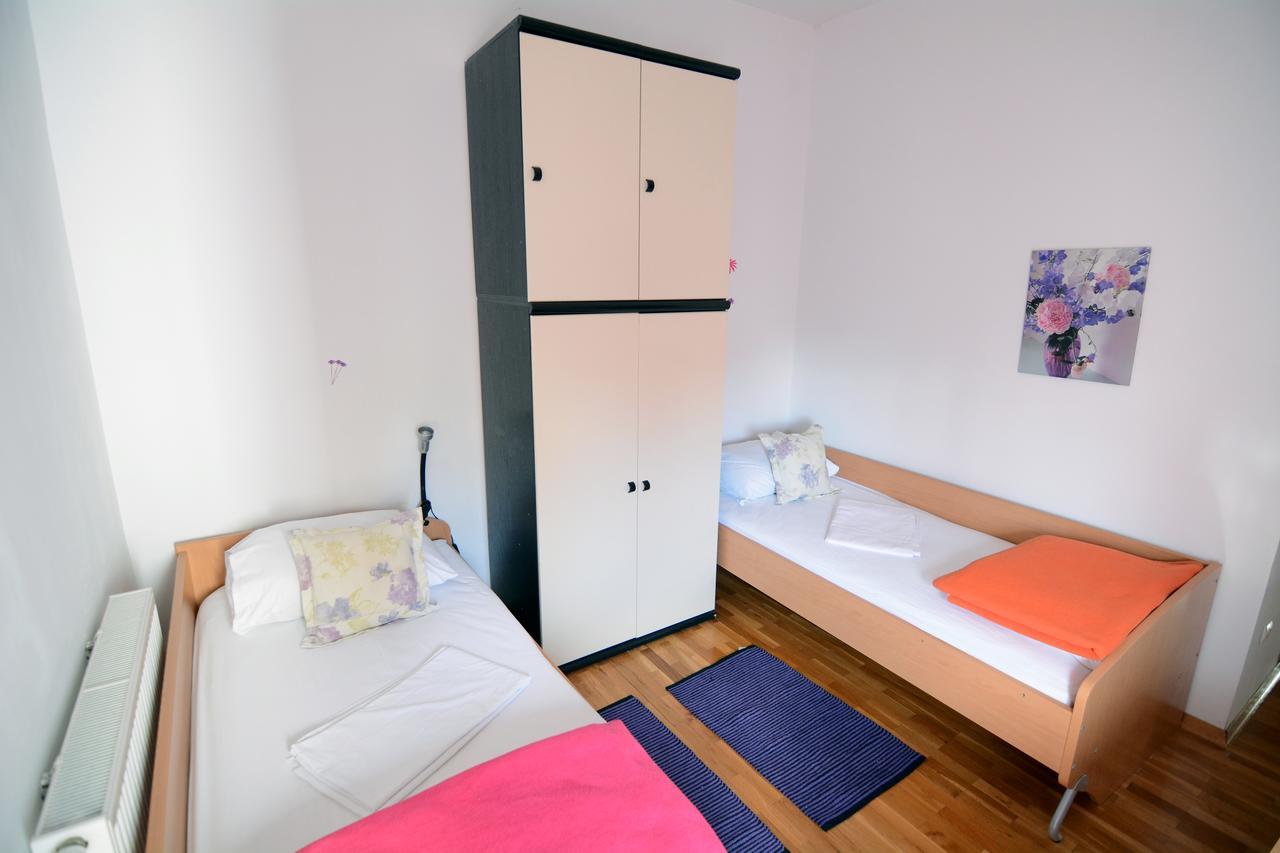 Apartments And Rooms Trsje 자그레브 외부 사진