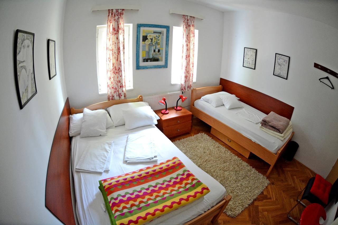 Apartments And Rooms Trsje 자그레브 외부 사진