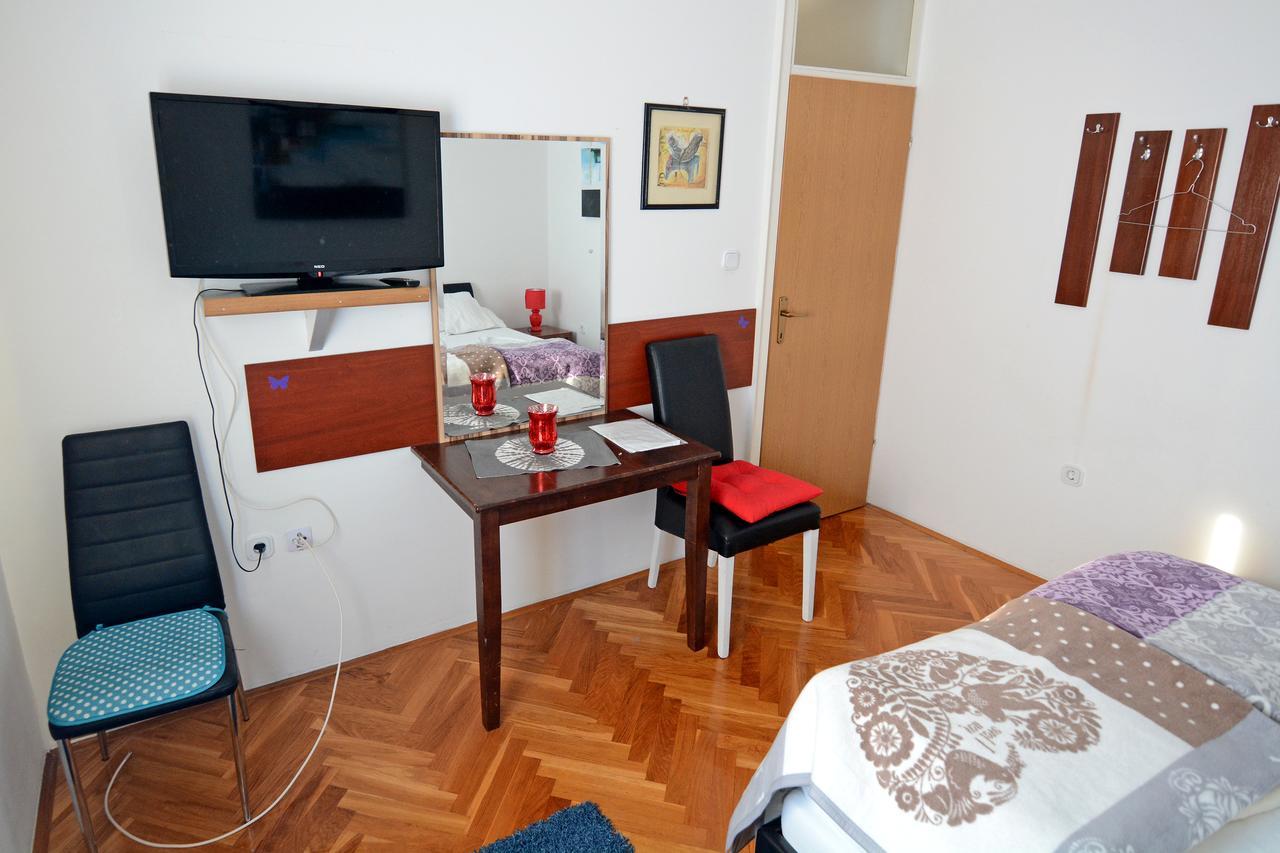 Apartments And Rooms Trsje 자그레브 외부 사진