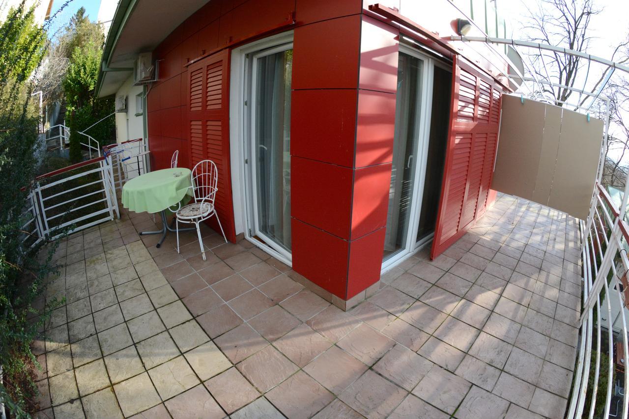 Apartments And Rooms Trsje 자그레브 외부 사진