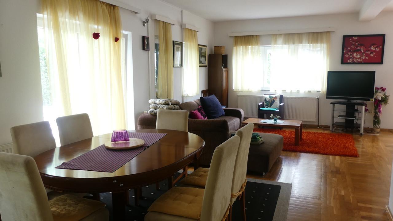 Apartments And Rooms Trsje 자그레브 외부 사진